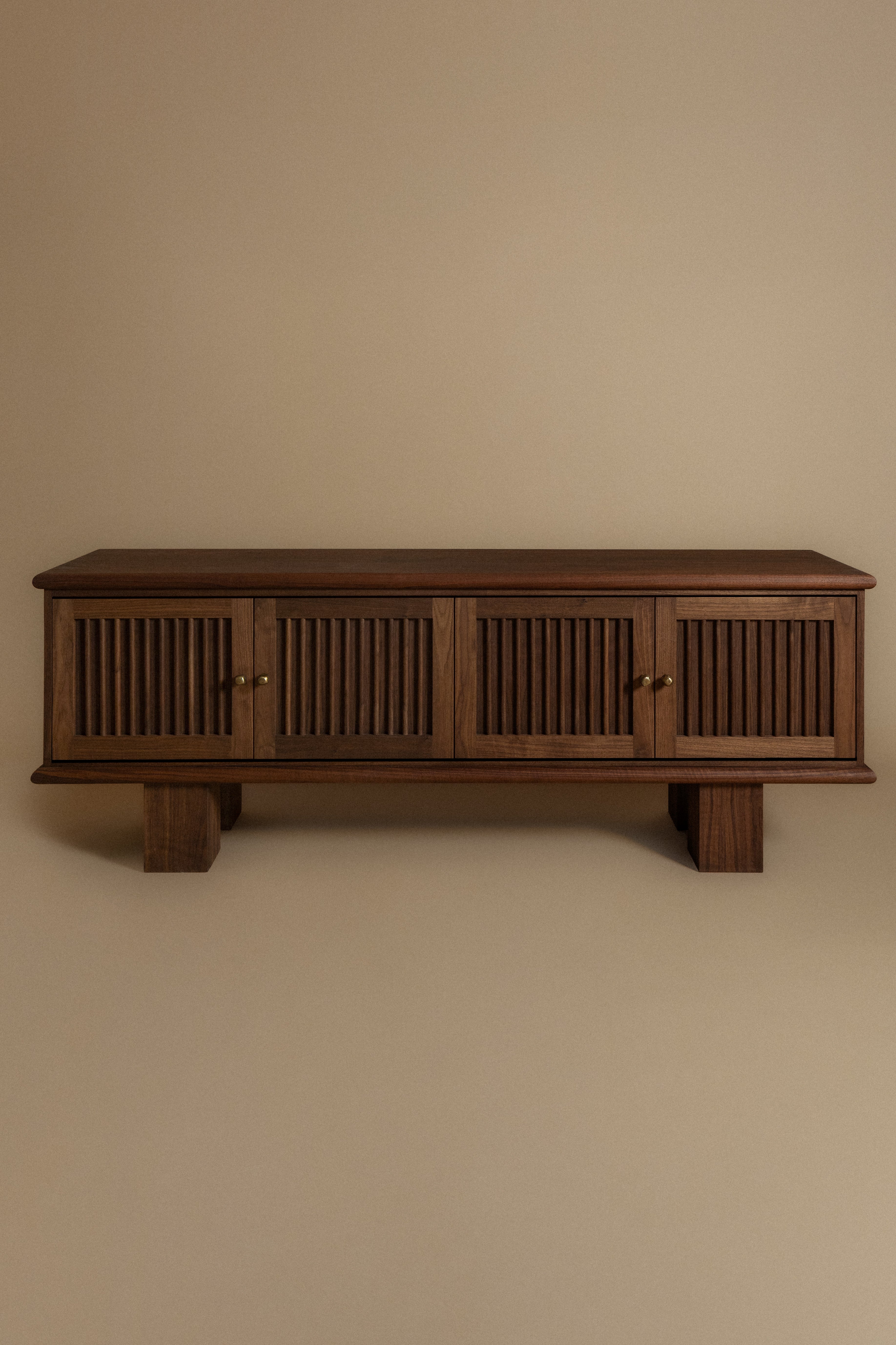 Davos Credenza