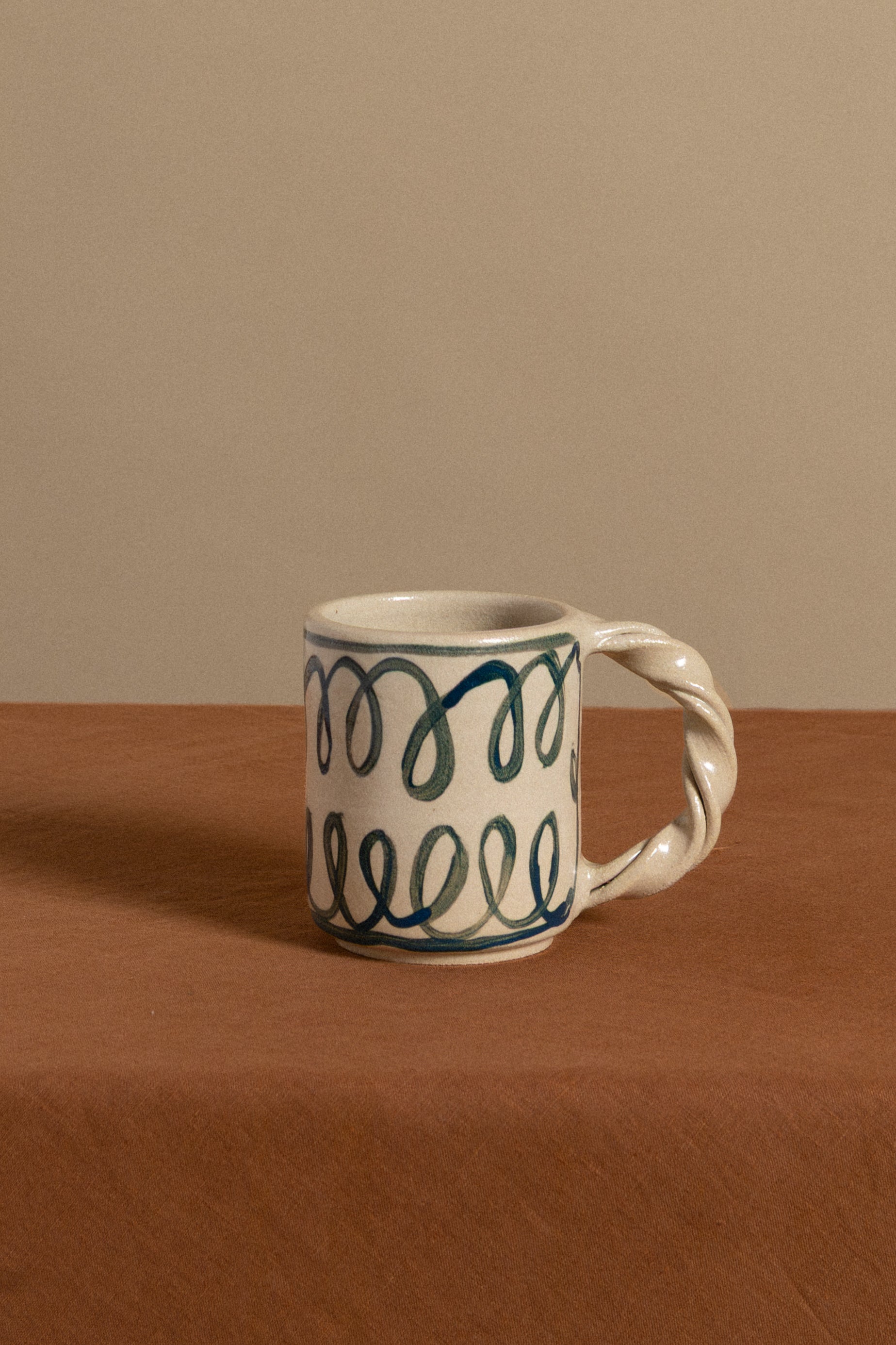 Nomi Mug