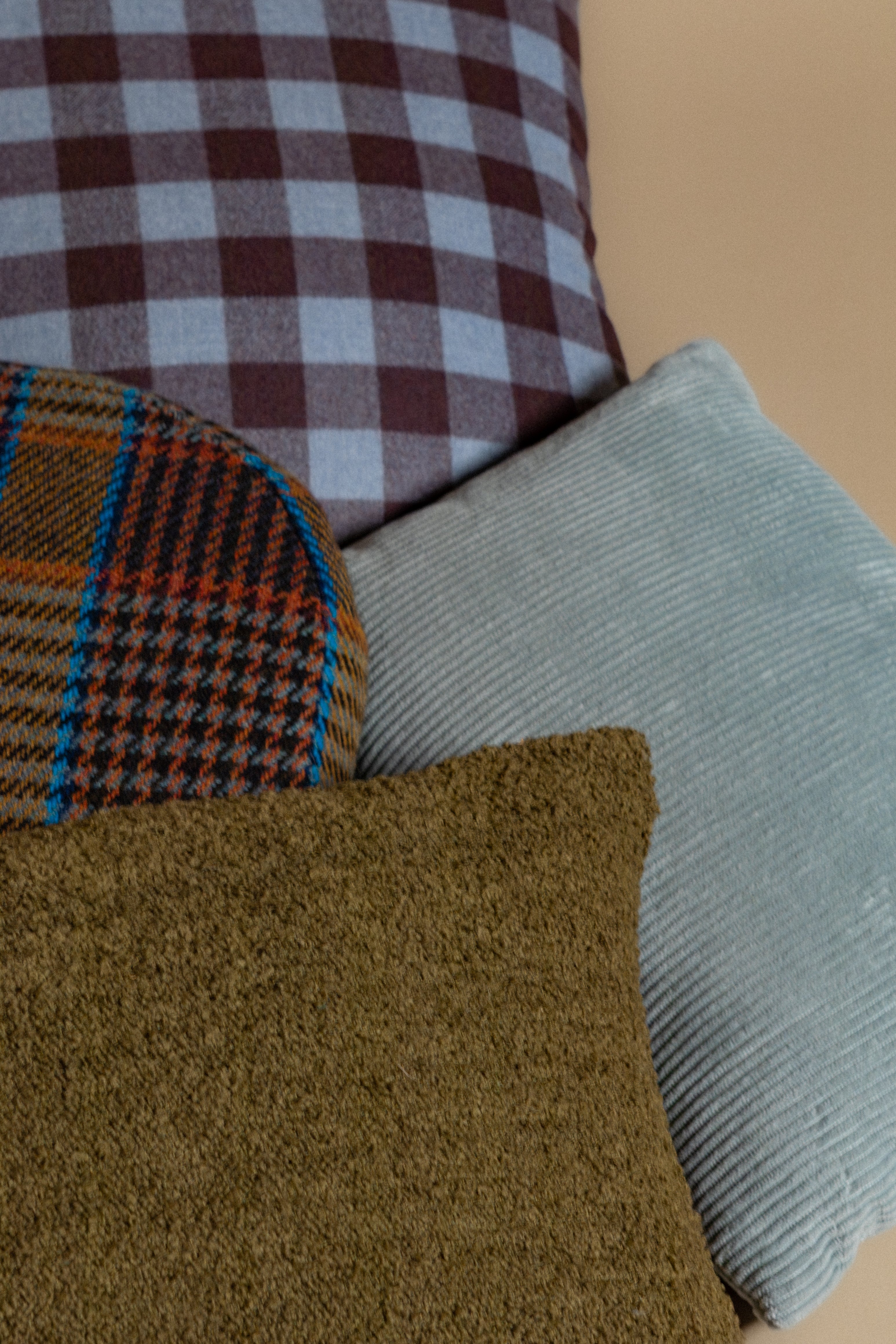 Hilde Lumbar in Sky Corduroy