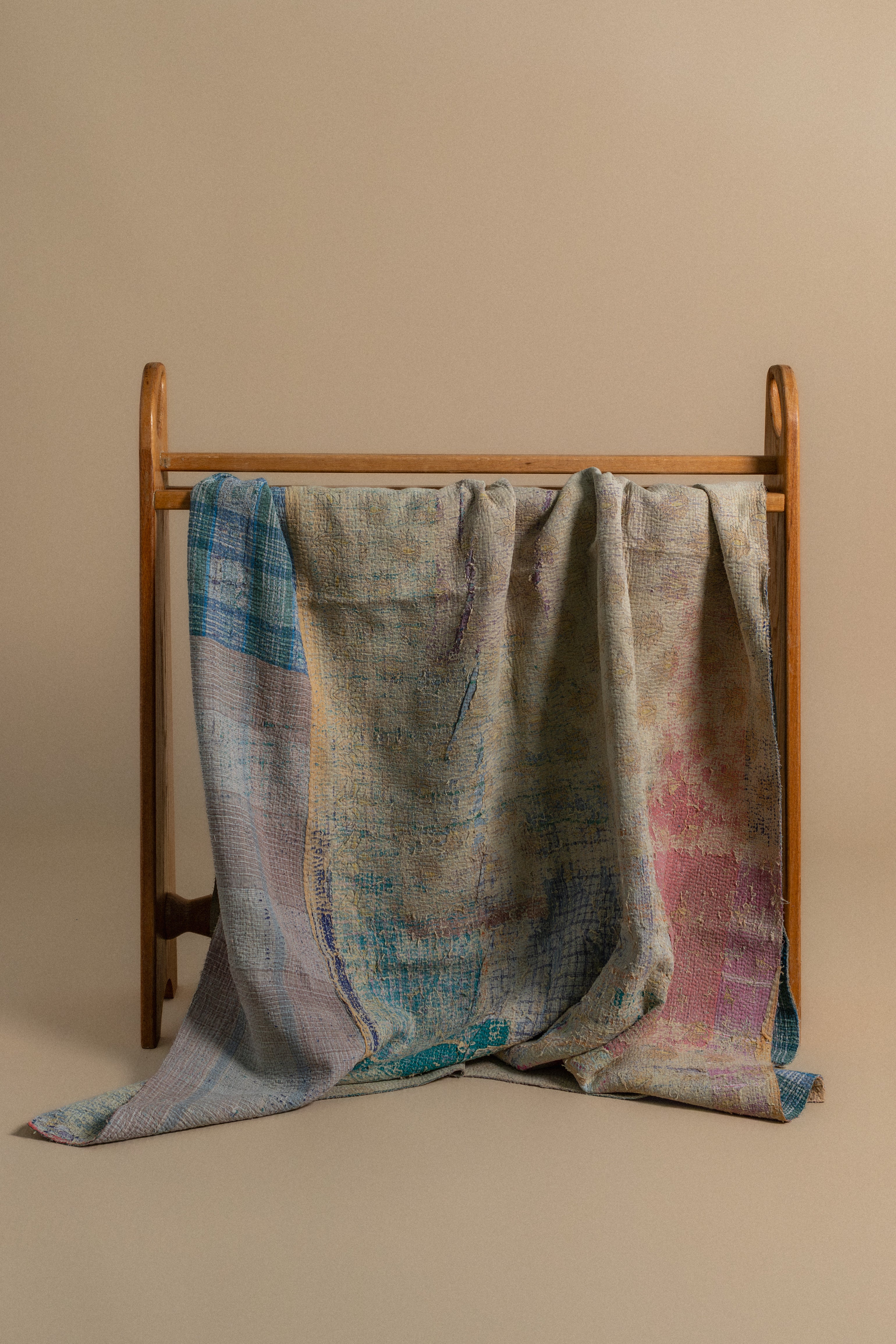Vintage Quilted Throw V
