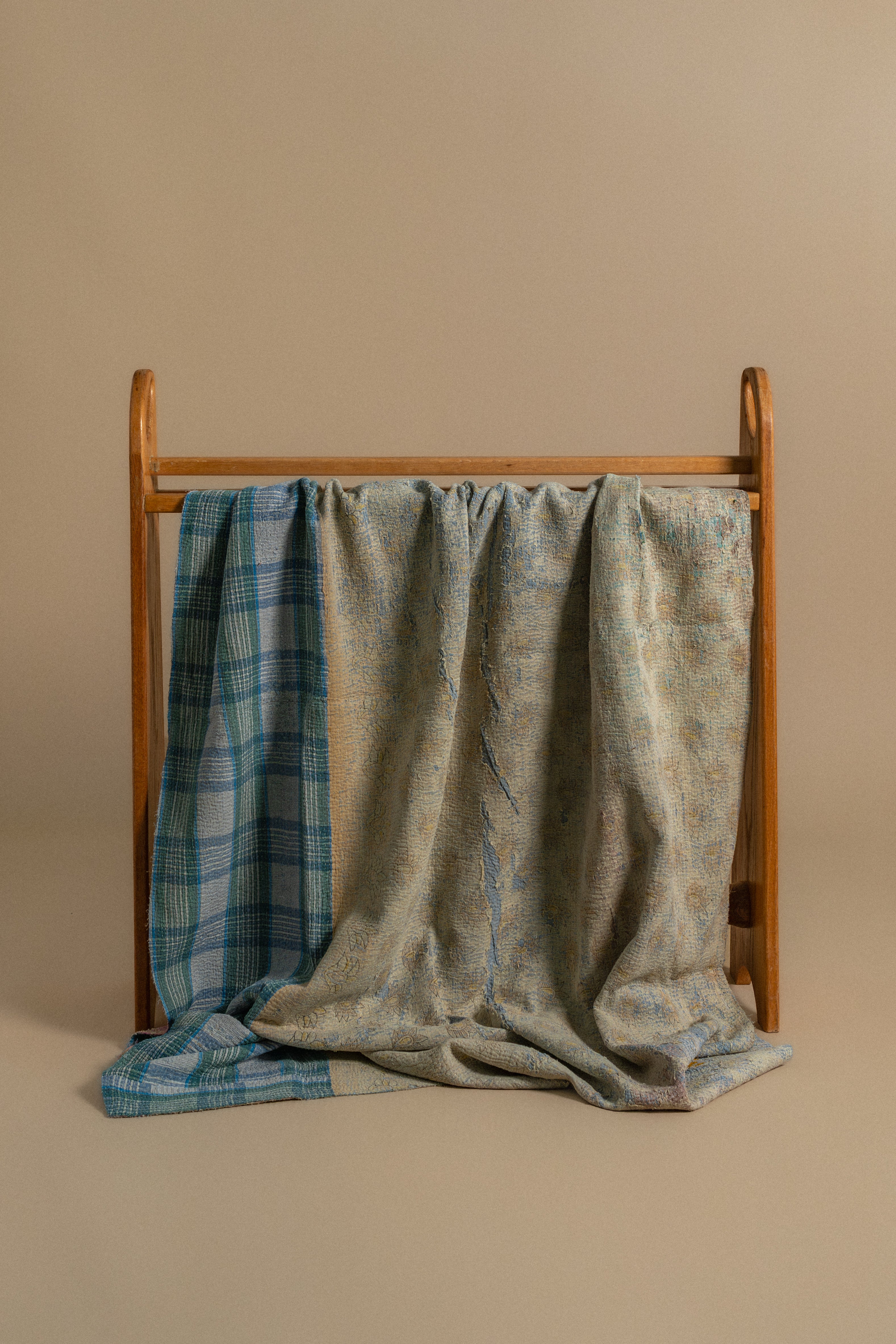 Vintage Quilted Throw V