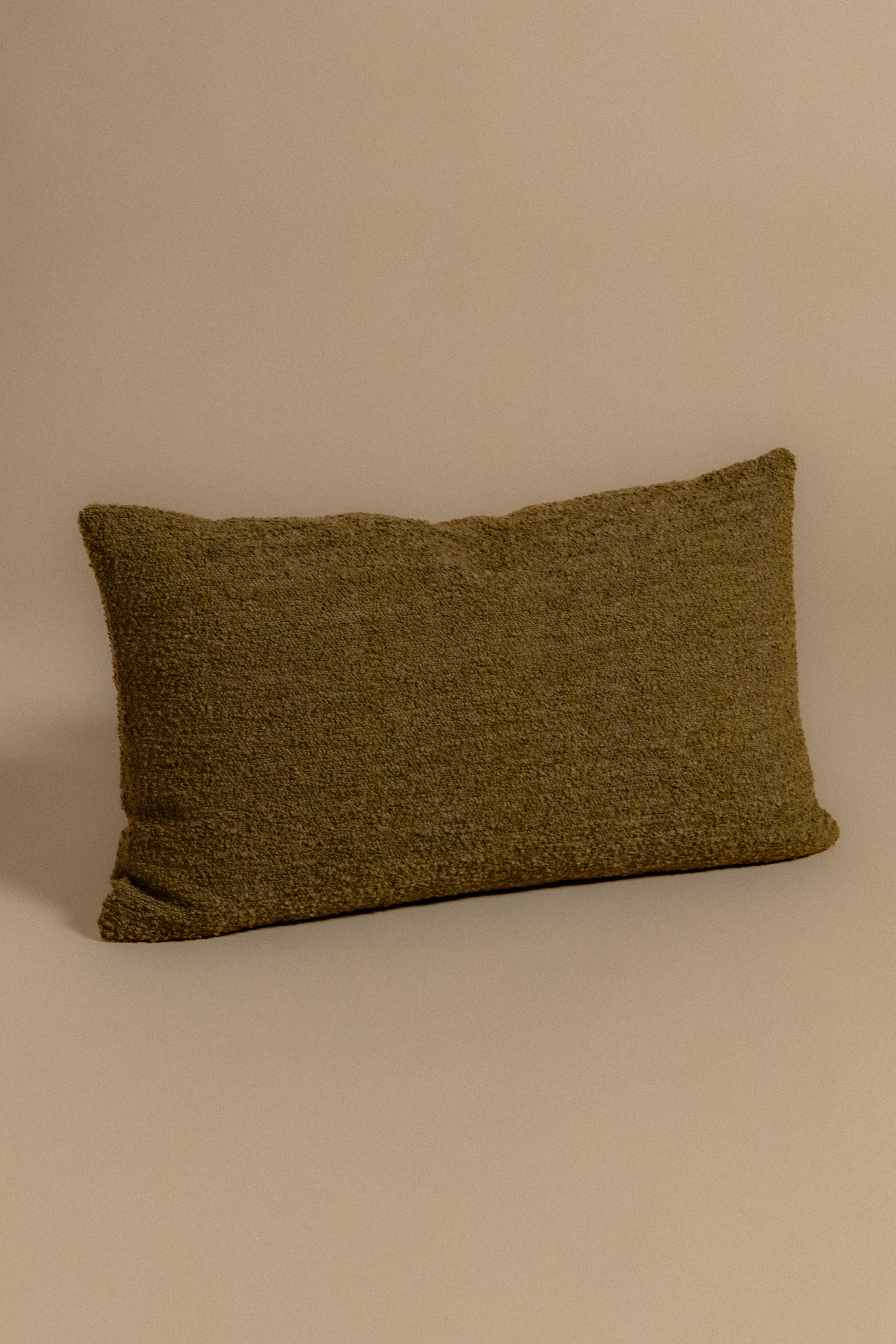 August Lumbar in Fern Bouclé