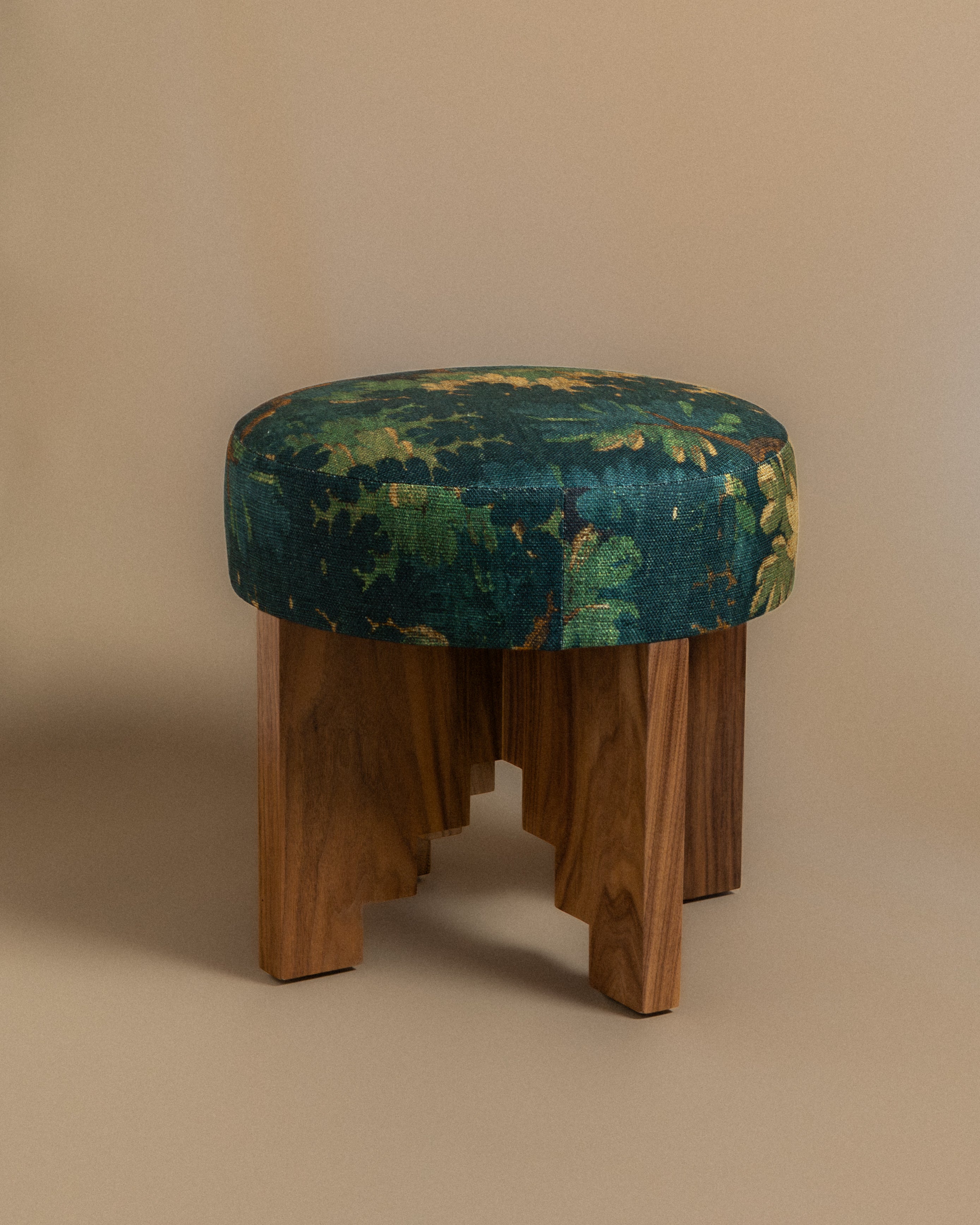 Odense Ottoman in Schwarzwald Verdure and Walnut